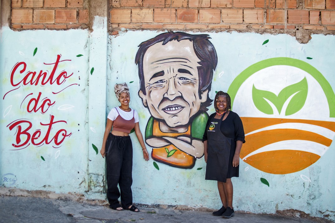 Sarah Oliveira (à esquerda) e Magna Oliveira (à direita), proprietárias do Canto do Beto – foto Lu Gontijo (1)
