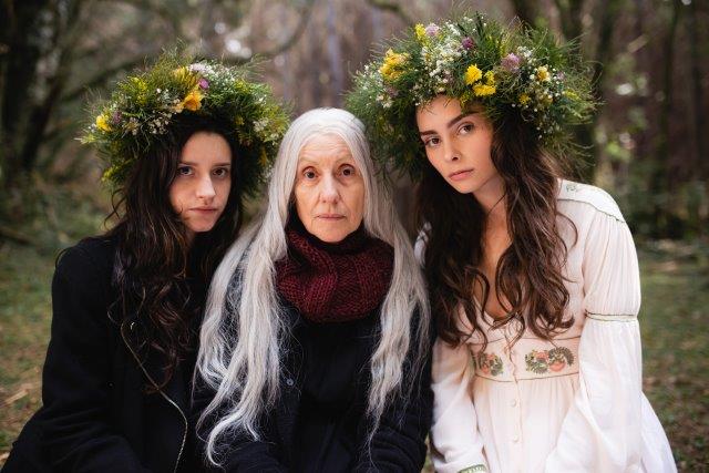 Camila Botelho, Cássia Kiss e Anna Melo – foto de Andre Hawk