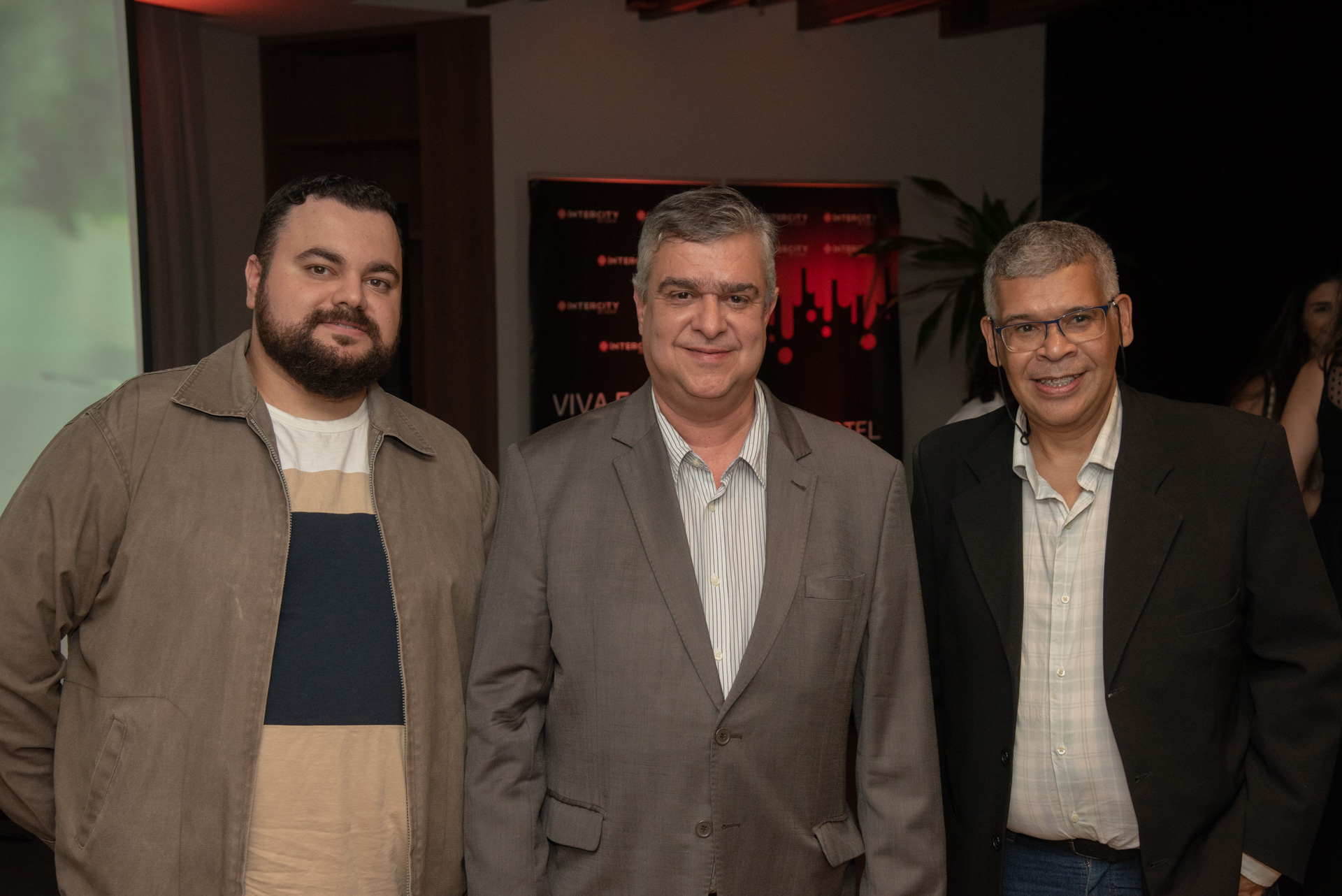 Rangel Fernandes, Postal PQN, Rodrigo Cançado, diretor do Intercity BH Expo e Geraldo Félix, diretor da Revista Cenários