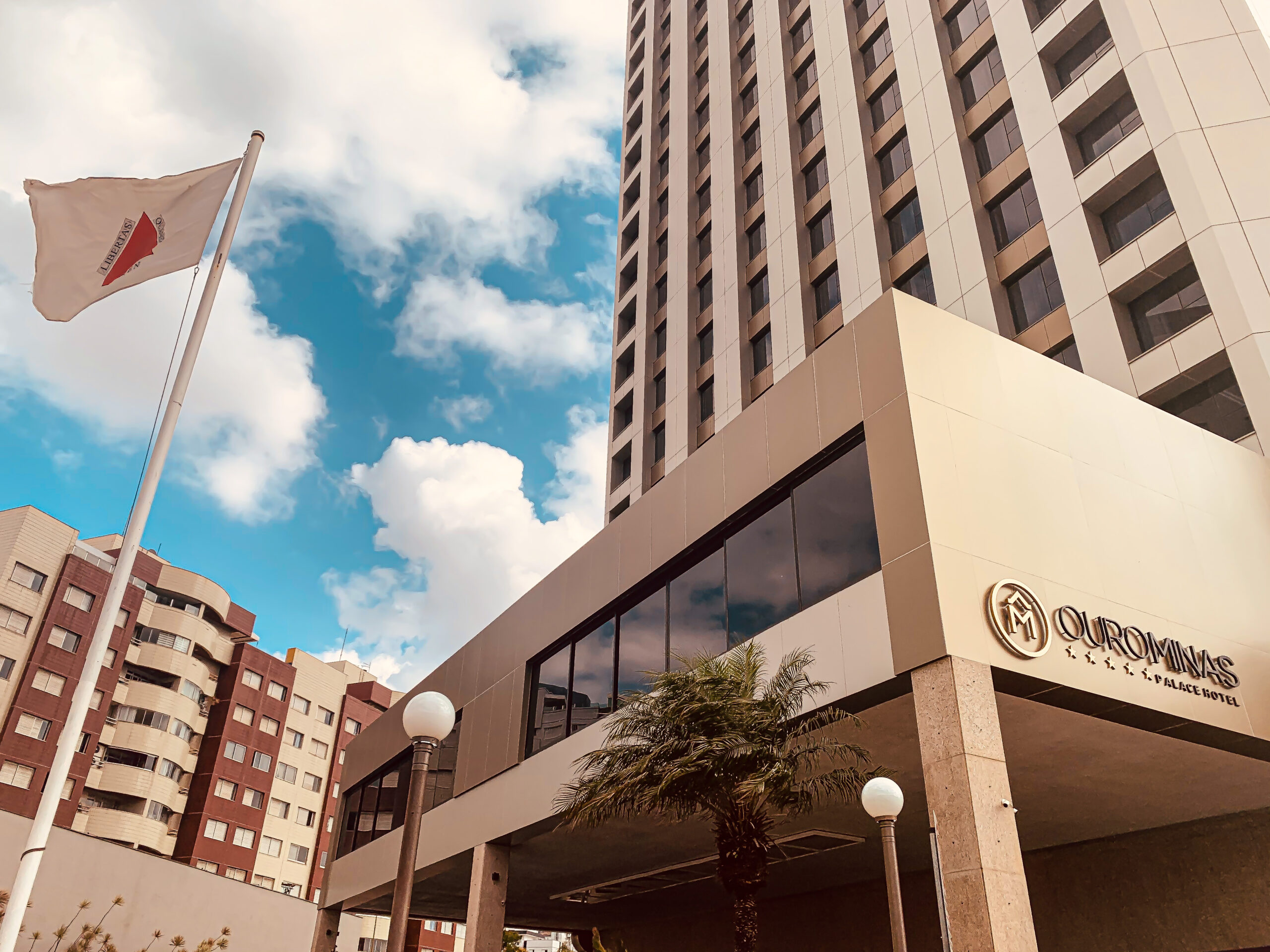001_hotel_ouro_minas_bh_fachada