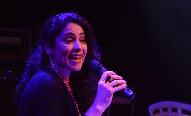 Vitória Regina – Foto Tony Sadi 1