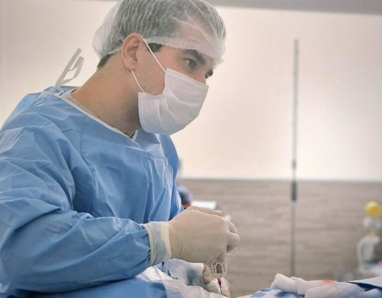 Tarcísio passa por ablação de nódulo na tireoide; entenda