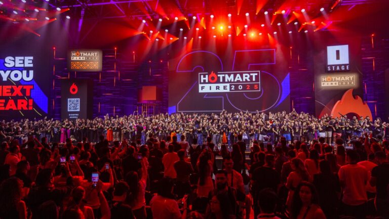 Hotmart Fire 2025 abre com debates sobre IA e futuro da internet