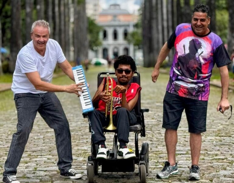 1ª edição PCD Música na Árvore Solar em Viçosa