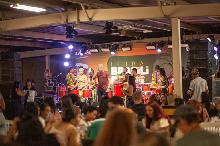 Feira Brasilidades celebra a diversidade cultural ItaúPower Shopping, em Contagem
