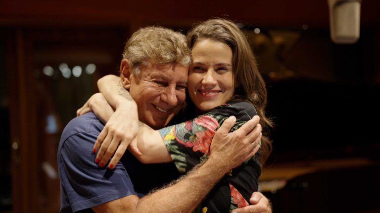 Flávio Venturini e Ana Cañas juntos, em nova versão