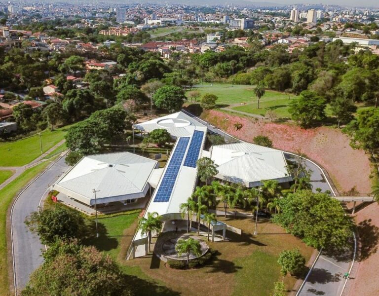 Planos funerários inovam e ampliam acesso a serviços