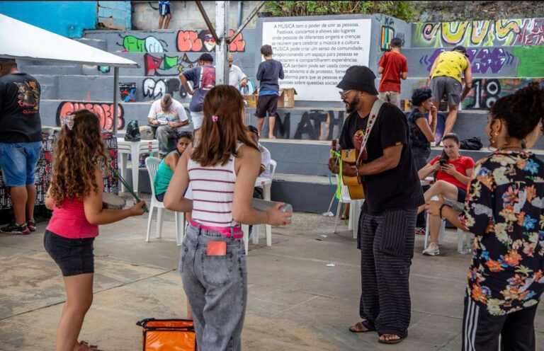 Barreiro recebe projeto gratuito de música e literatura