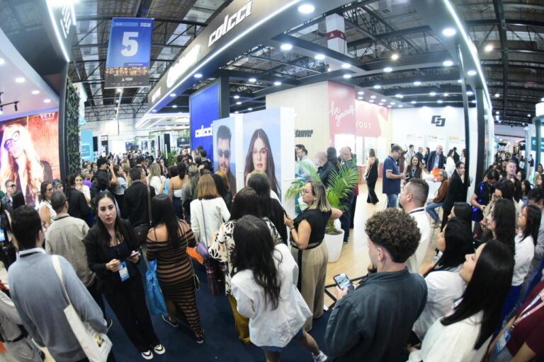  Expo Óptica 2026 supera expectativas e movimenta R$ 1,26 bilhão