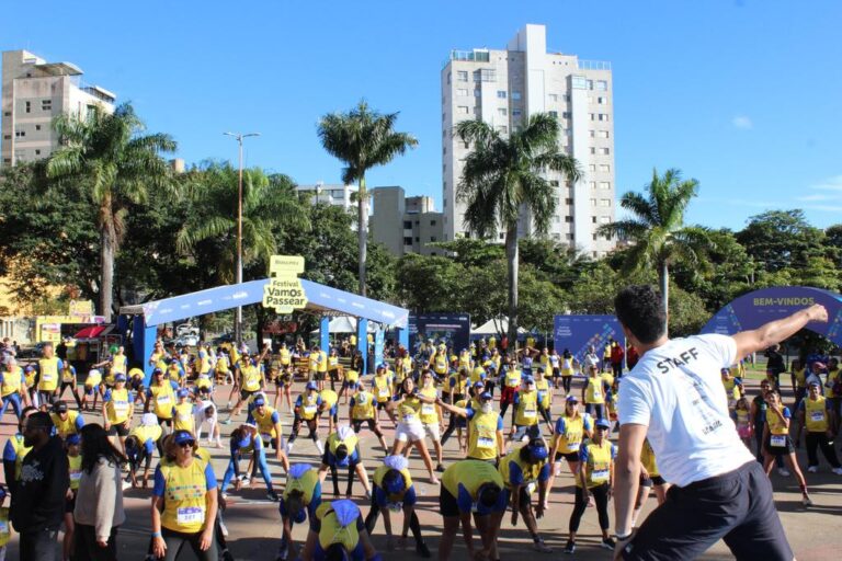 Domingo de sol, diversão e inclusão na abertura do Festival Vamos Passear em Belo Horizonte (MG)