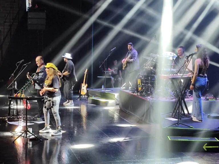 Show do Men At Work em BH | Jornalista Helton Sforzin