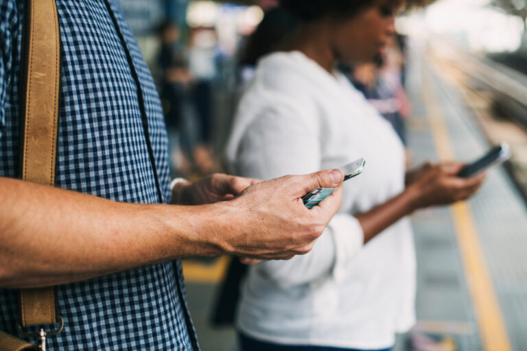 Fenômeno Digital: Brasil já tem mais celulares que pessoas