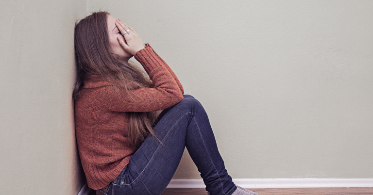 Distorção de Imagem na Adolescência: Como Identificar, Prevenir e Promover uma Relação Saudável com o Corpo