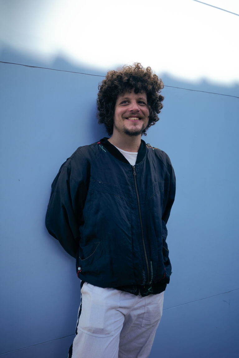 Chico Chico faz show em BH; vendas abrem nesta quarta