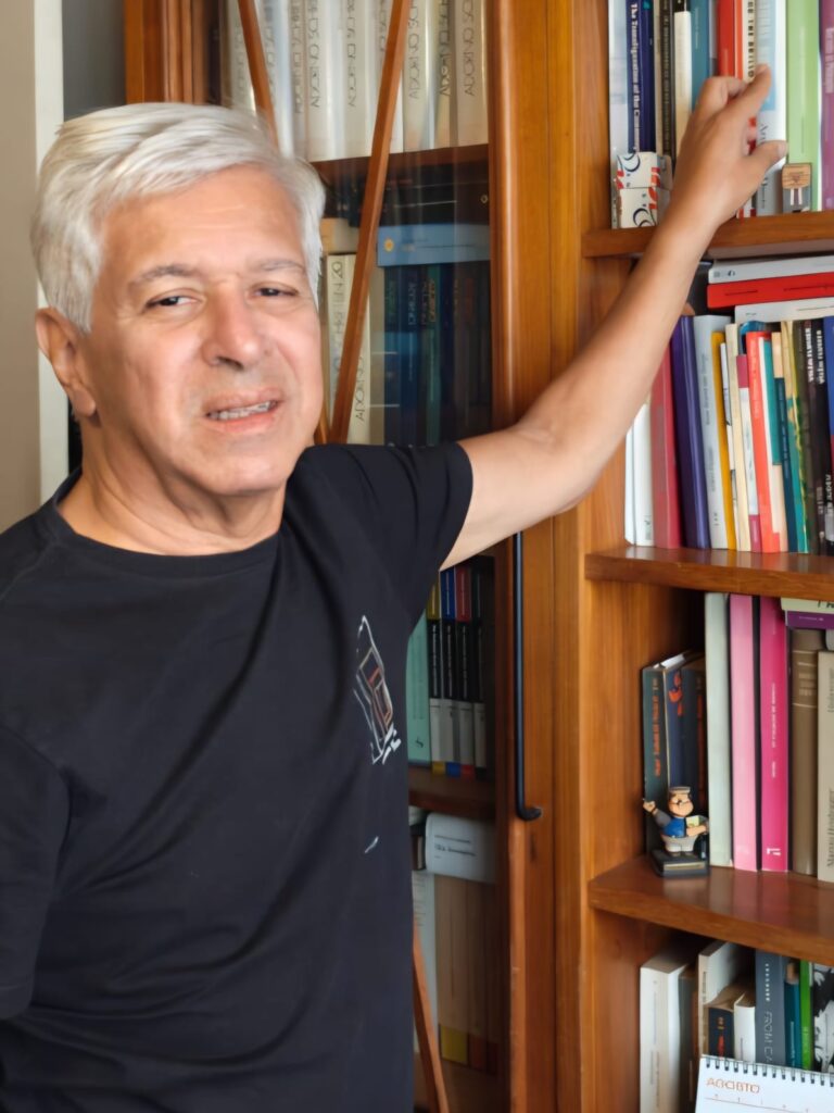 O encontro entre o profeta da comunicação e o crítico cultural