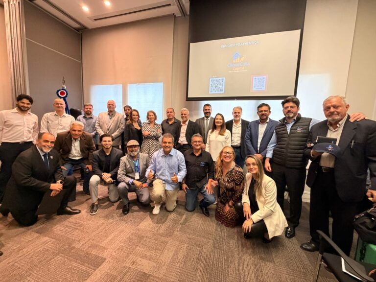 Evento, que reuniu 30 empresários mineiros, foi marcado pelo lançamento da Rota dos Açores