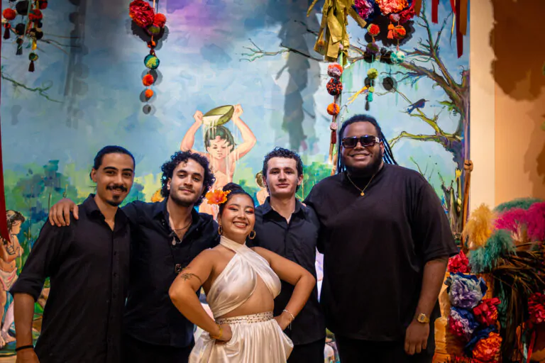 Grupo colombiano Zulé estreia em BH com cumbia