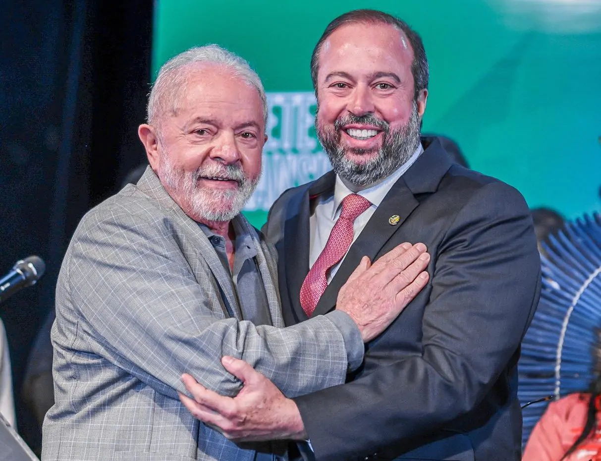 Lula e -Alexandre-Silveira-