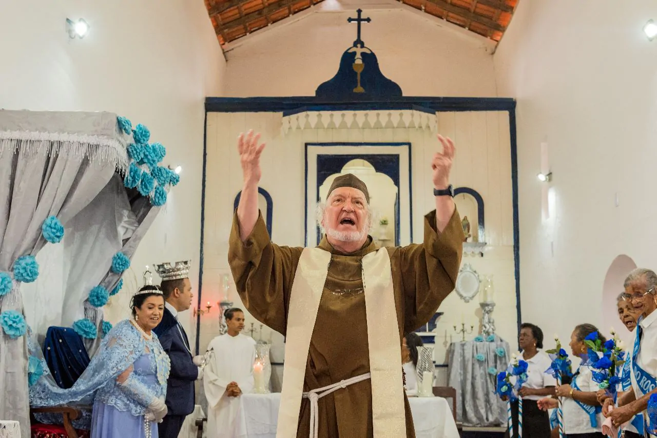 Frei Chico – Festa do Rosário de Aracuai – Foto Lori Figueiró (2)