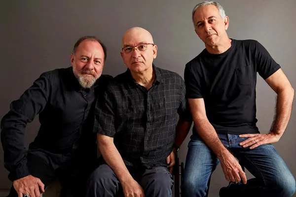 OS PARALAMAS - Direitos autorais Markos Fortes