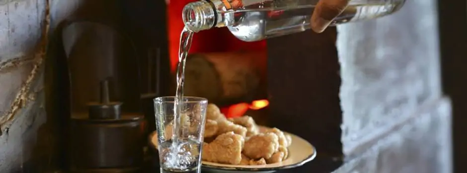 Cachaça_-_Carlos_Alberto_Pereira_-_ImprensaMG_(1)_(1) Carlos Alberto Pereira / Imprensa MG