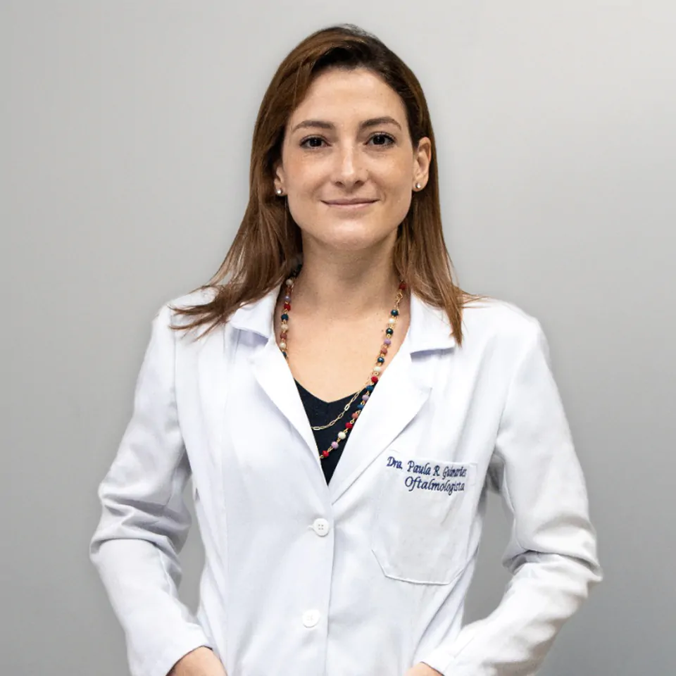 Dra Paula Guimarães - Quadrado EM ALTA