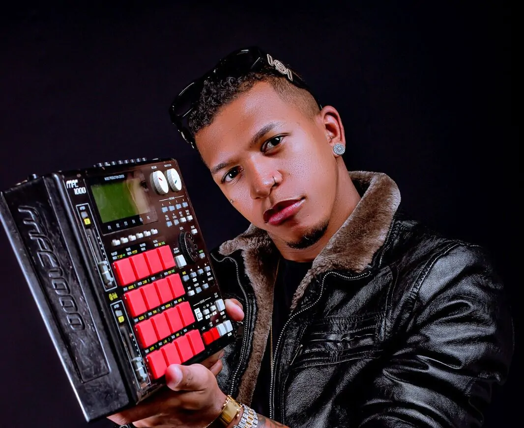 WhatsApp Image 2024-08-23 at 10.52.44 (1) divulgação/Encruza Produções