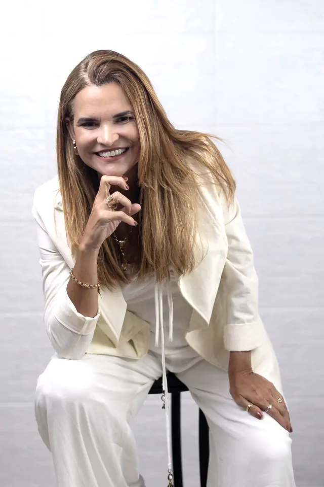 Ensaio corporativo feminino no RJ – personal branding Maquiadora – Ale Moura