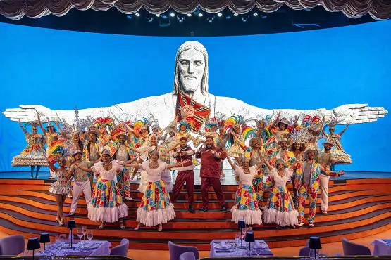 Roxy Dinner Show_CredTomasRangel