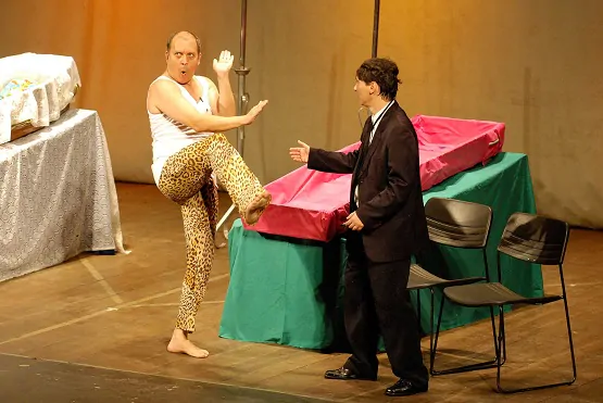 VELÓRIO PRA MORRER DE RIR (2)