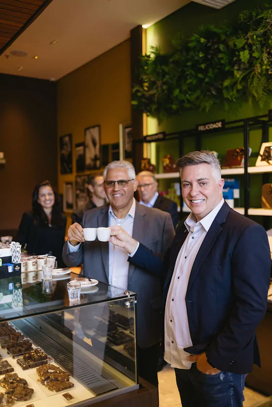 Emílio Brandi idealizador do Botânico Shopping e Álvaro Damião