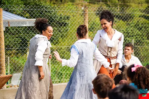 A Fada, a Flor e a Princesa - Foto Camila Campos
