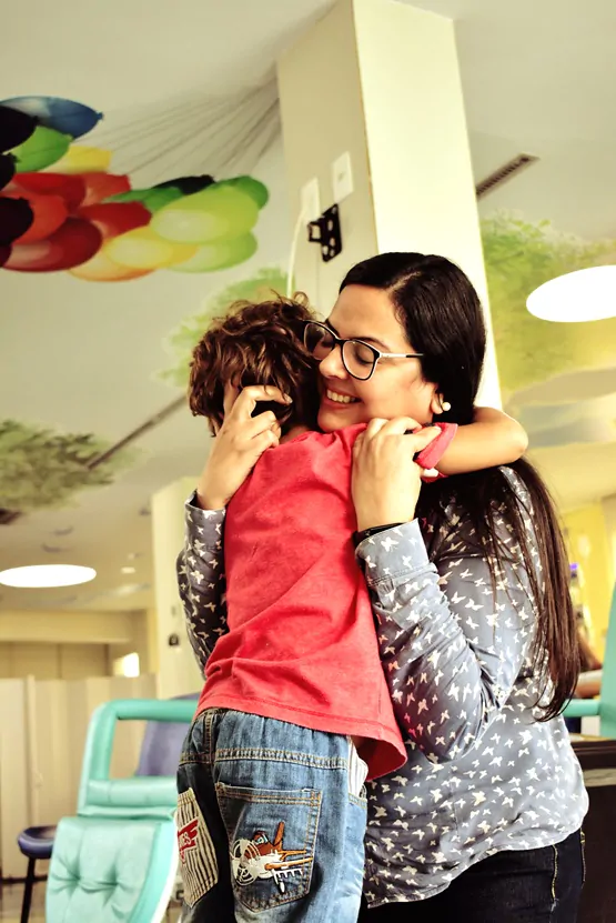 Fannia Gomes Ferreira - Secretária - ambulatório de oncologia pediátrica action 008