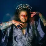 Espetáculo teatral DRAGOAS, com Cynthia Paulino. Crédito Espaço Kika BH foto 02